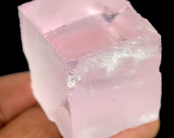 267.60 Ct. Rare Uncut 30 x 28 mm Pink Morganite Gemstone Rough