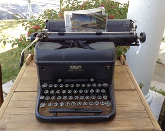 Vintage Smith Corona Typewriter
