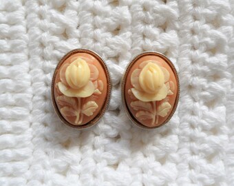 Vintage Whiting & Davis Co. Flower Post Earrings