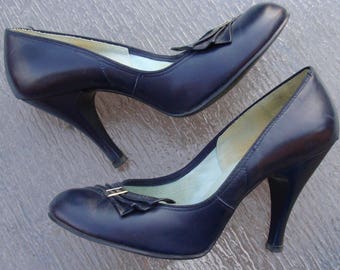 Vintage 1940's Ivory Babydoll Pumps Heels Wedding Shoes