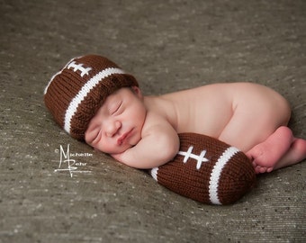 Mini Football - Newborn Football Set - Newborn Football Hat - Baby Football Outfit - Baby Shower Gift - Newborn Gift Idea - Newborn Props