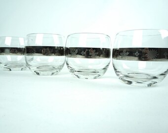 4 ROLY POLY GLASSES - Dorothy Thorpe Era Silver Band Mid-Century Modern Vintage - Butterfly Sun Snowflake Leaf