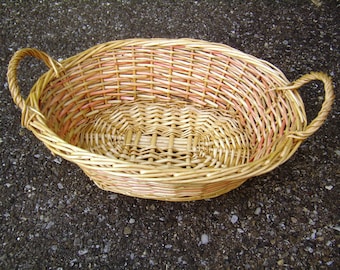Lovely little basket oval woven Wicker, bicolor, fruit basket, vintage basket