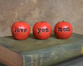 Gifts for mom / Mothers day gift for her / 3 love you mom apples / gift for women / apples gift / gifts for mothers
