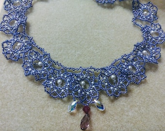Sparkly purple lined necklace