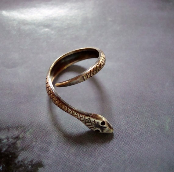 Items similar to Gothic Snake Ring, Gothic Ring, Twisted Snake, Symbol ...