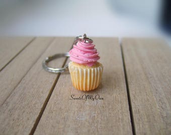 Pink Cupcake Keychain - Pink Icing Cupcake - Food Keychain - Food Jewellery - Made in the UK