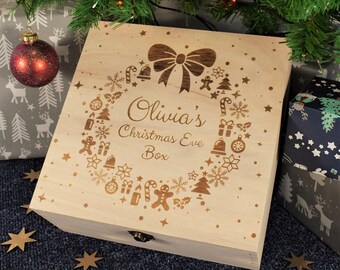 Engraved Christmas Eve Box - Bespoke Personalised Wooden Christmas Box for Children, Ready To Fill With Gifts - 3 Sizes - Christmas Wreath