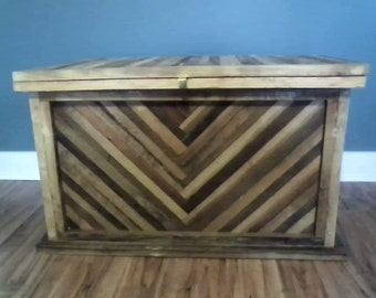 Wood Hope Chest, Hope Chest, Reclaimed Wood Trunk, Blanket Chest, Storage Bench, Wood Storage Chest, Wood Trunk, Trunk Coffee Table