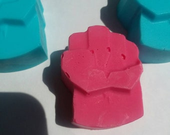 Avenger's bath tub crayons