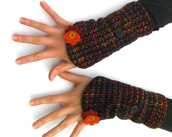 Fingerless gloves, wrist warmers, mittens