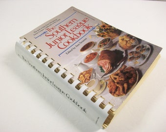 The Southern Junior League Cookbook, Best Recipes of the South, Vintage Junior League Cookbook, Vintage Cookbook
