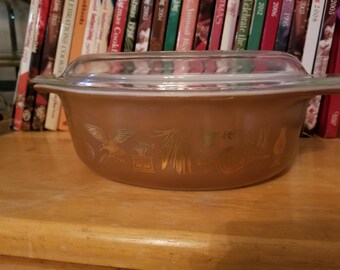 Vintage Pyrex Casserole Dish