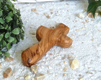 Holding cross (10.5 cm / 4.1 inches) made of olive wood