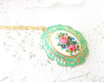 Vintage Flower Limoges Necklace - Pink Rose Floral Cameo Pendant - Lage Green Patina Flower Limoges Necklace - Flower Cabochon Necklace