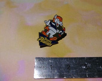 Great vintage pin enamel pins foal, horse, drink, cute