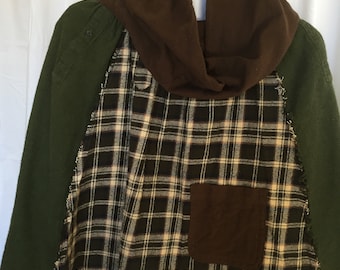 Flannel Poncho with Cowl Neck and Pocket, Womens size Small to Medium