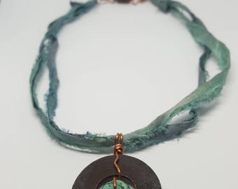 round turquoise round Necklace