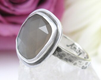 Silver Moonstone Ring - faceted Moonstone Ring - sterling silver natural moonstone ring - US size 8