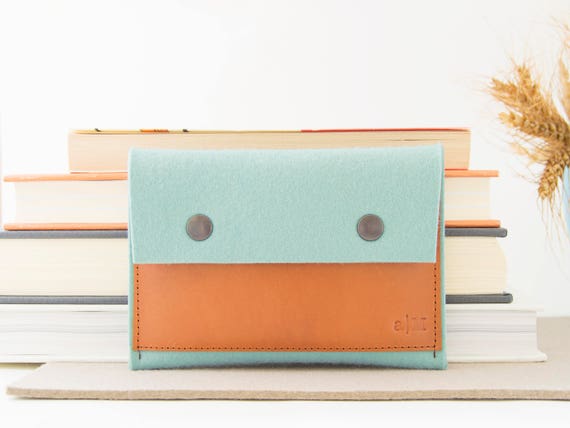 Felt and leather PASSPORT WALLET / passport case / passport cover / turquoise and tan / wool felt / handmade in Italy