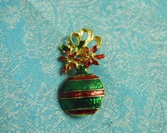 stunning gold plate and enamel figural christmas ornament brooch