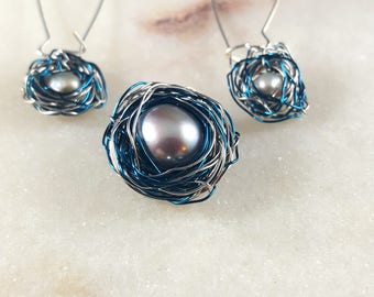 Family Nest Pearl earring pendant set