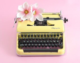 Yellow typewriter OLYMPIA SM3 DELUXE manual typewriter working typewriter with case yellow wedding decoration vintage birthday gift