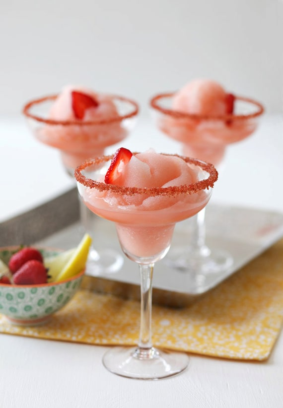 Strawberry rim sugar flavored sugar cocktail rimming sugar