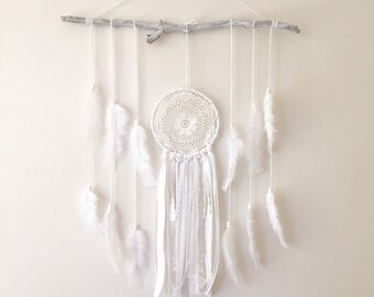 Dreamcatcher wall hanging, feather wall hanging, baby room decor, boho decor