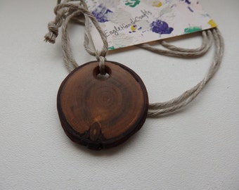 Wood Pendant,Wood Necklace, Wood Slice Jewellery, Rustic Jewelry, Rustic Necklace, Boho Necklace, Statement Jewelry
