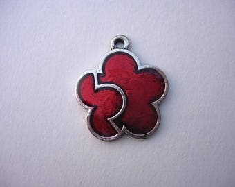 Red enameled metal flower charm