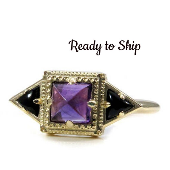 Ready to Ship Size 6-8 Amethyst and Onyx Tomb Memento Mori Ring - 14k Yellow Gold Mourning Jewelry