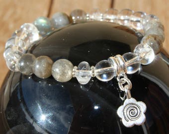 quartz labradorite on elastic bracelet