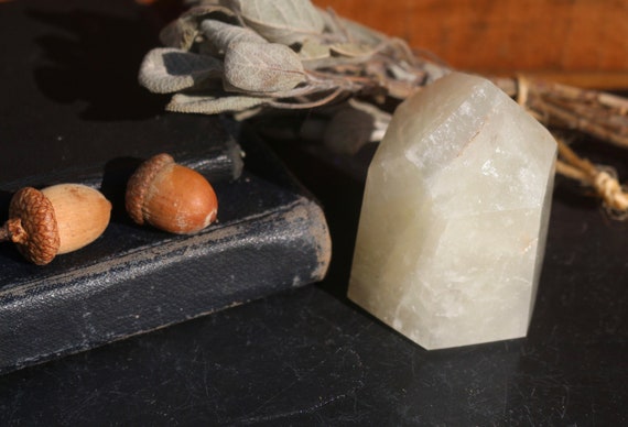 Golden Hematoid Quartz Crystal Point 285g, Polished Hematoid Point, Yellow Quartz Point, Generator Crystal, Lemon Quartz, Golden Healer