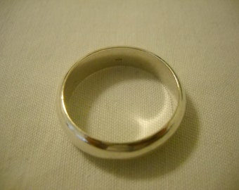 MARKED DOWN!!! Man's Sterling Silver Band Weight 10gr.
