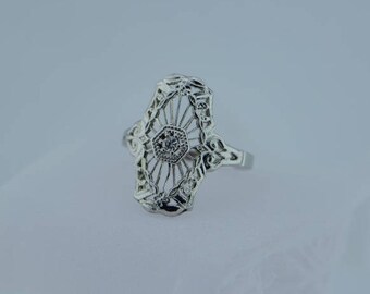 14K WG diamond fillagree Ring marked trubrite retro style, Size 6