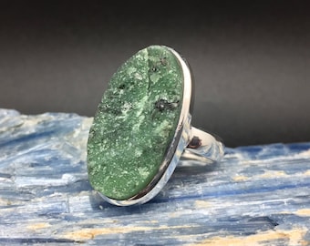 Green Dioptase Stone Ring // 925 Sterling Silver // Oval Setting // Size 8.5 Dioptase Ring