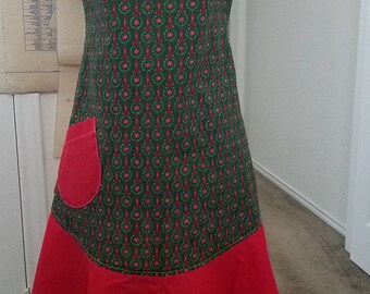 Holly Wreath Christmas Apron