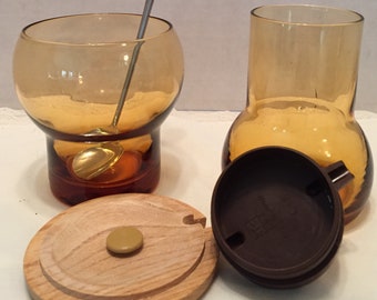 Amber Cream and Sugar