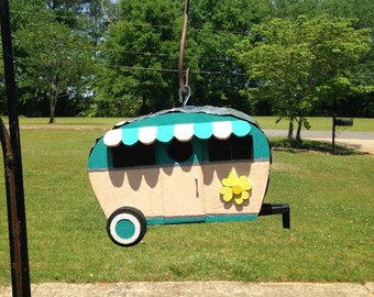 Vintage Camper Birdhouse