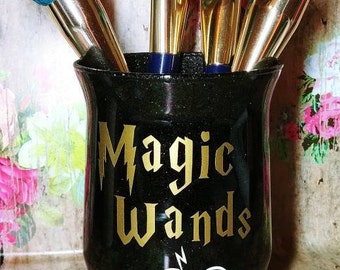 Magic Wands Makeup Brush Holder
