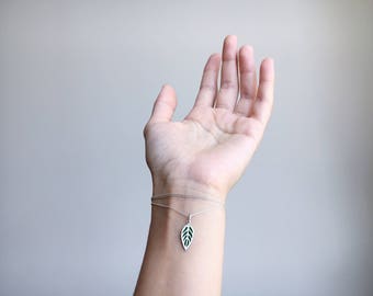 Indian leaf bracelet Elvish bracelet Green bracelet Nature bracelet Botanical jewelry Green leaf bracelet Christmas gift Silver Bracelet