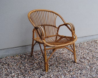 Vintage rattan chair