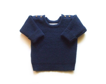 Babies/Children's knitted lambswool sweater with oak buttons/jumper/cardigan/toddlers