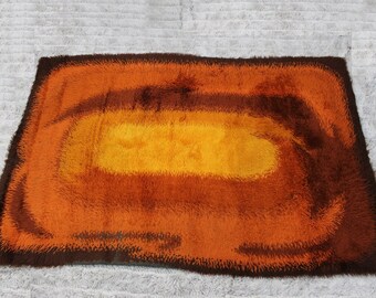 Mid Century Modern vintage, shag rug by Rya