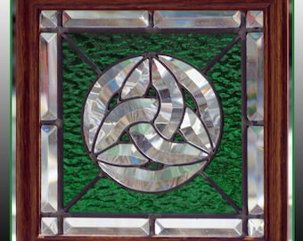 Circular Celtic Trinity Knot