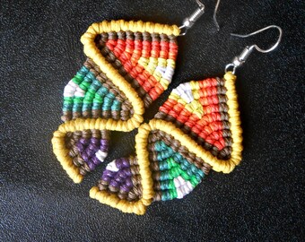 Woven macrame earrings with coated cotton thread