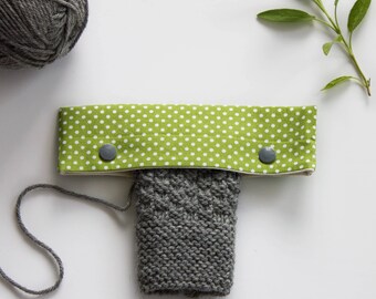 Needle Keeper, Knitting Necessity, Sock Knitting Tools, Gift for Knitters, DPN Needle Cover, DPN Needle Case, DPN Holder, Knitting Holder