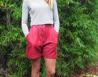 Vintage red leather shorts 8