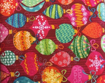 Makeower 1229 Yule Baubles 100% Cotton Fabric by the Half Metre